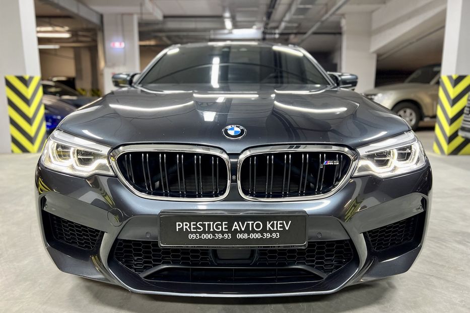 Продам BMW M5 2019 года в Киеве