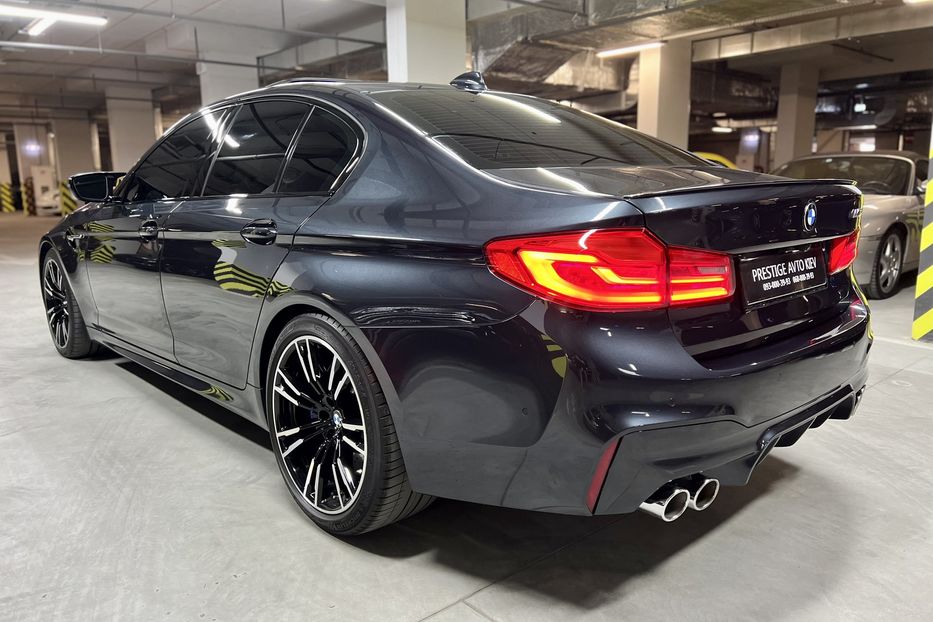 Продам BMW M5 2019 года в Киеве