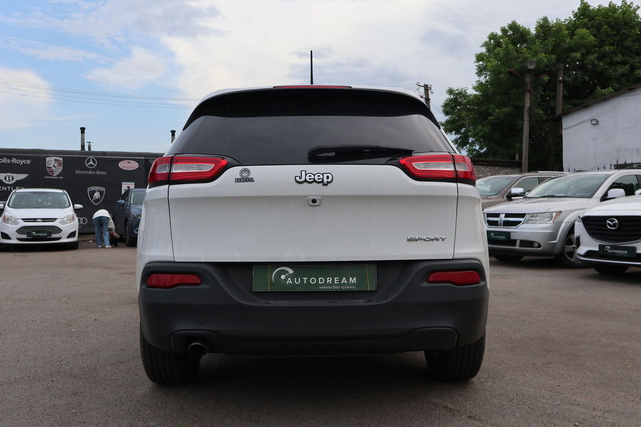 Продам Jeep Cherokee Sport 2016 года в Одессе