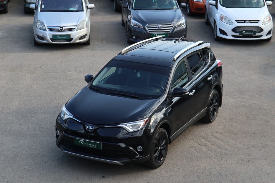 Продам Toyota Rav 4 Limited Hybrid AWD 2016 года в Одессе