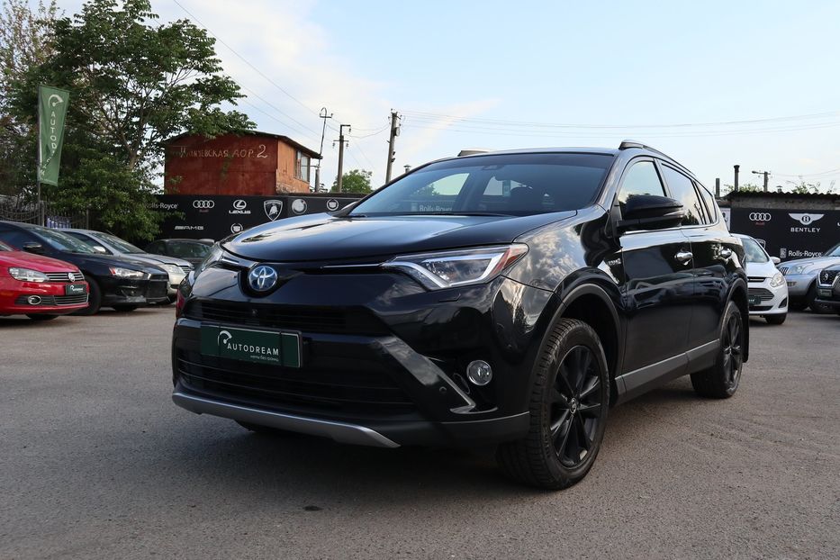 Продам Toyota Rav 4 Limited Hybrid AWD 2016 года в Одессе