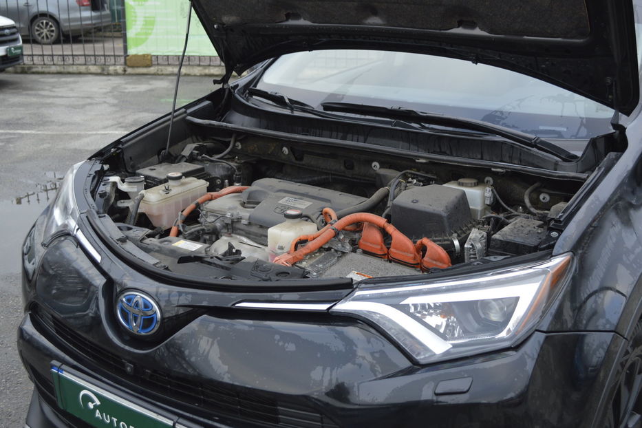 Продам Toyota Rav 4 Limited Hybrid AWD 2016 года в Одессе