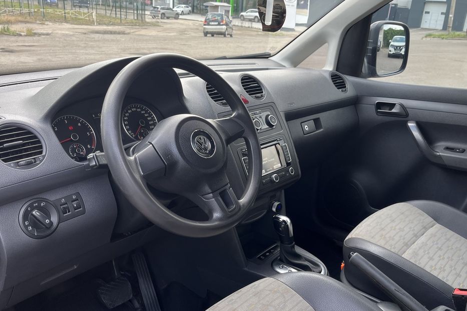 Продам Volkswagen Caddy груз. Автомат 2013 года в Николаеве