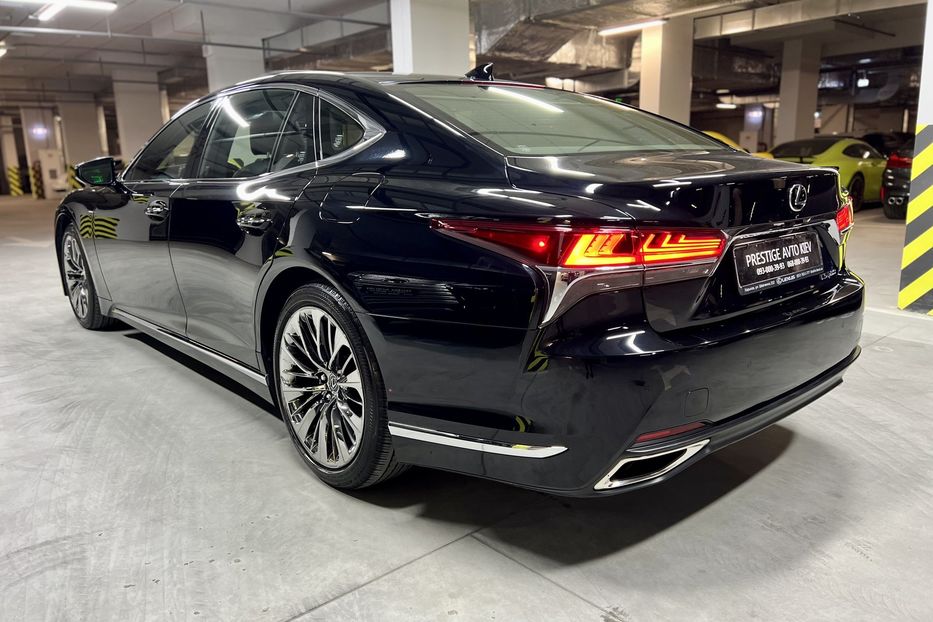 Продам Lexus LS 600 2019 года в Киеве