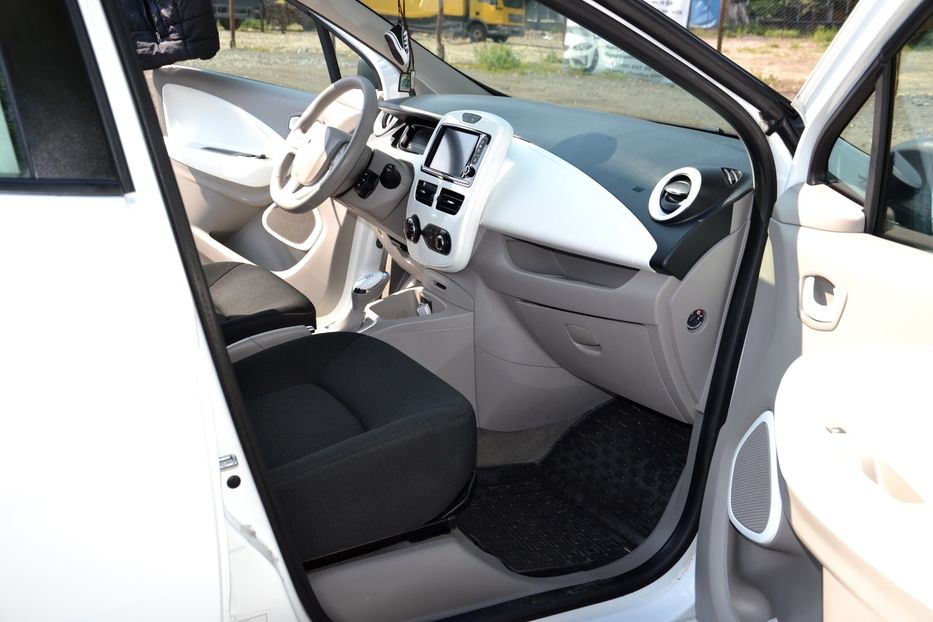 Продам Renault Zoe 2017 года в Хмельницком