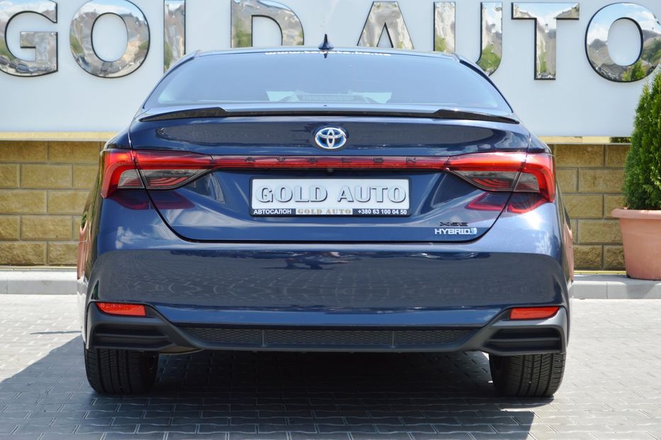 Продам Toyota Avalon Hybrid  2018 года в Одессе
