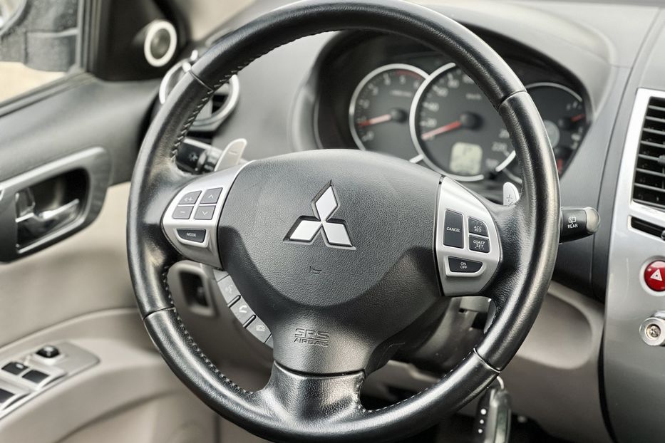 Продам Mitsubishi Pajero Sport Official 2013 года в Луцке