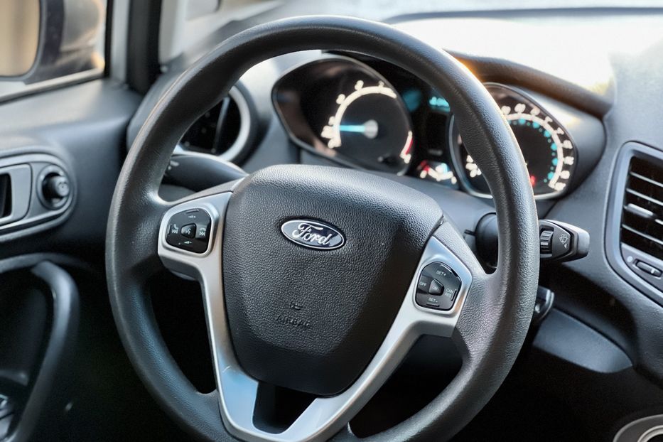 Продам Ford Fiesta 2018 года в Луцке