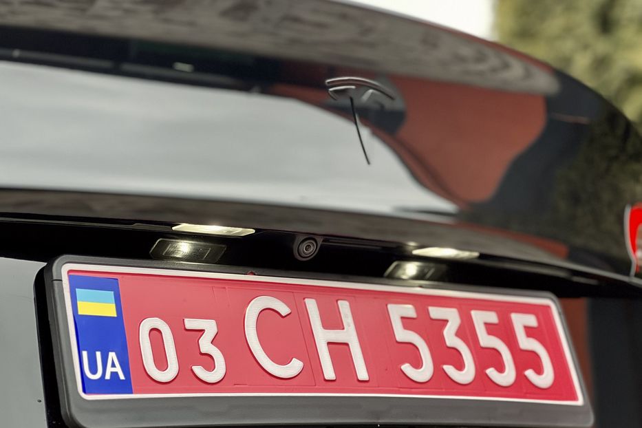 Продам Tesla Model 3 Long Range 2017 года в Луцке