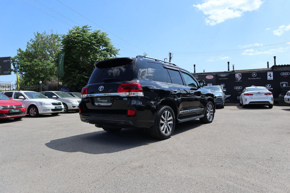 Продам Toyota Land Cruiser 200 2017 года в Одессе