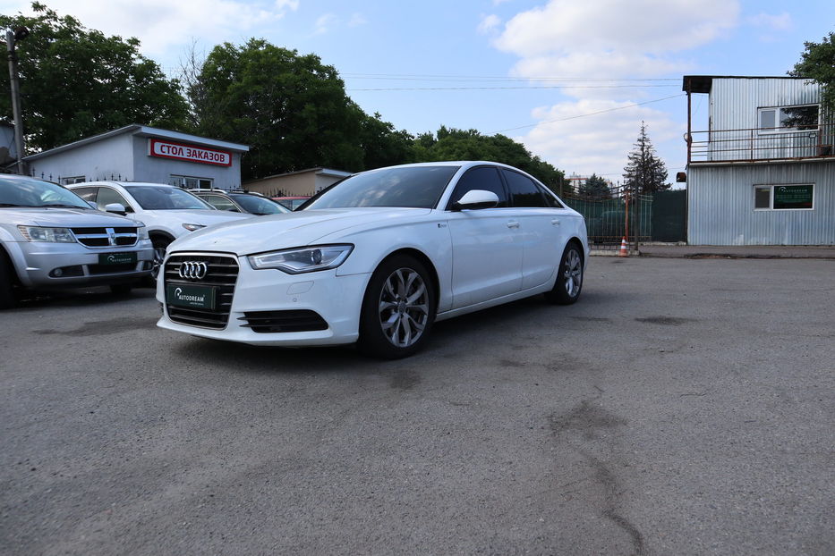 Продам Audi A6 Premium Plus 2012 года в Одессе