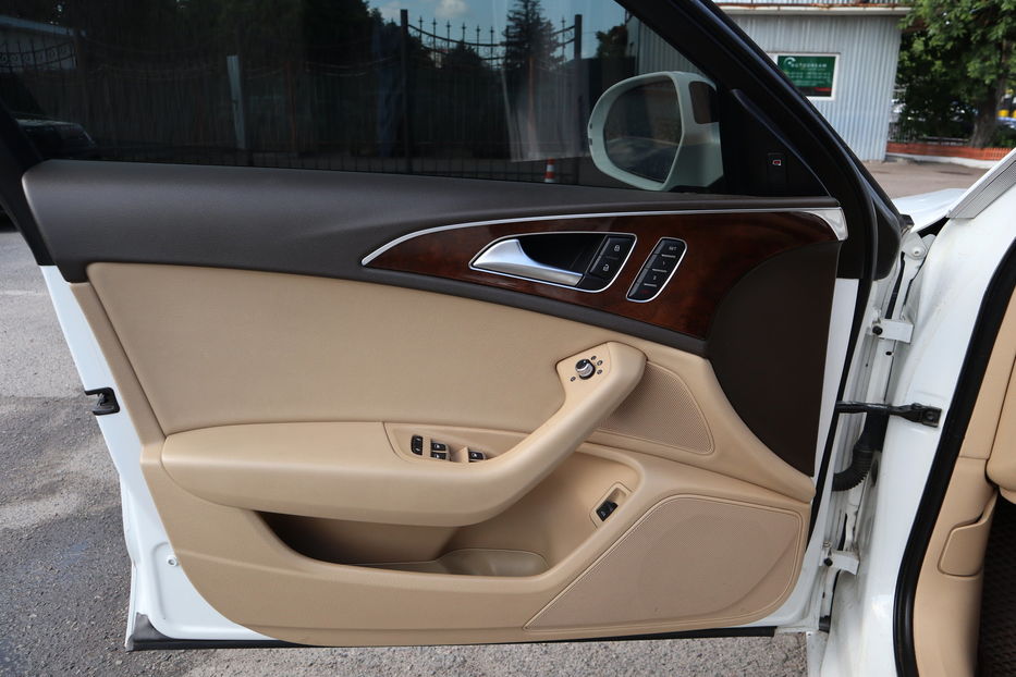 Продам Audi A6 Premium Plus 2012 года в Одессе