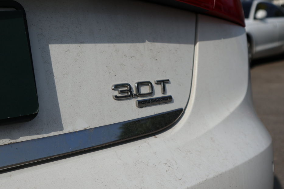 Продам Audi A6 Premium Plus 2012 года в Одессе