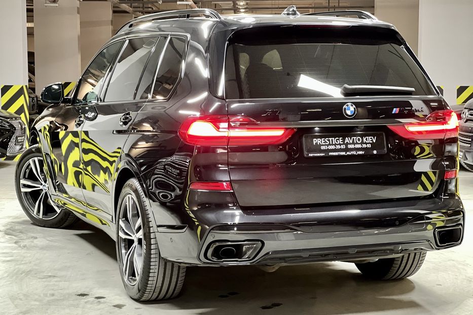 Продам BMW X7 M50D  2020 года в Киеве