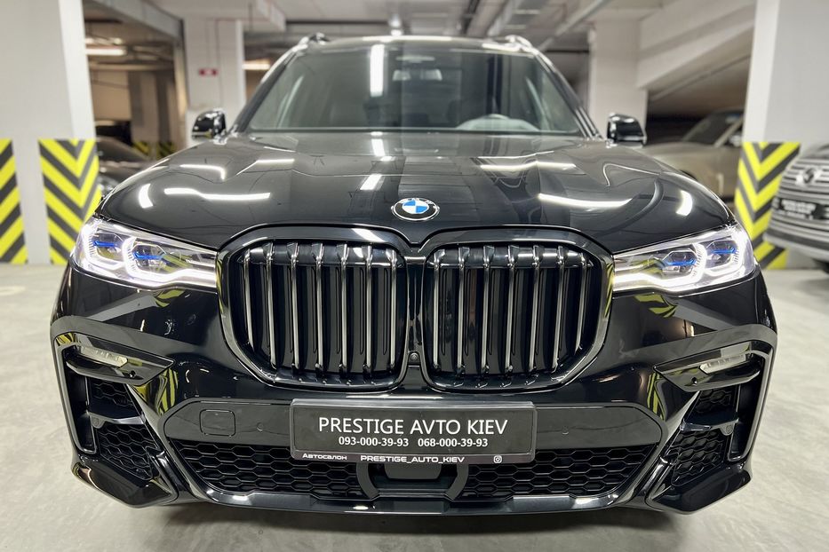 Продам BMW X7 M50D  2020 года в Киеве