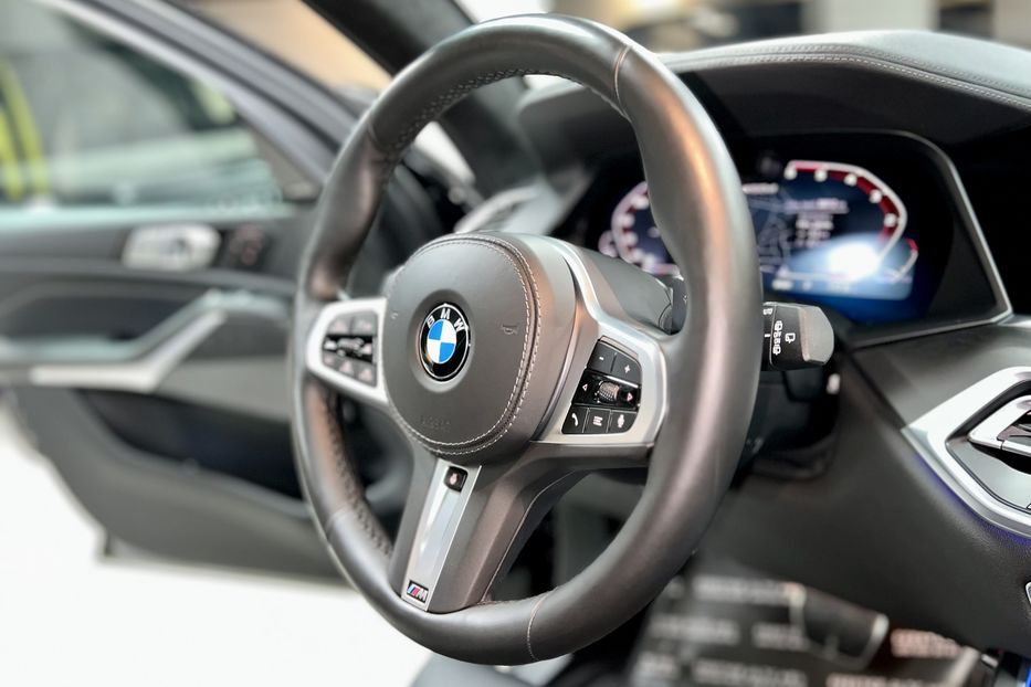 Продам BMW X7 M50D  2020 года в Киеве