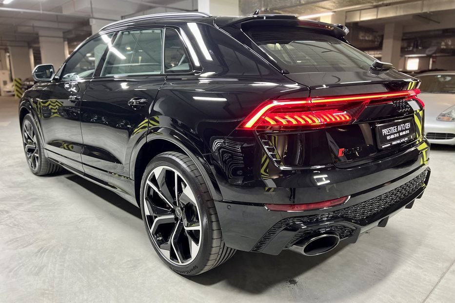 Продам Audi RS Q8 2023 года в Киеве