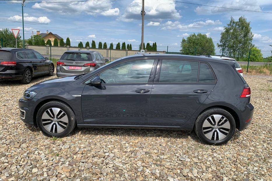 Продам Volkswagen e-Golf 35.8 kWh (136 к.с.) 2019 года в Львове