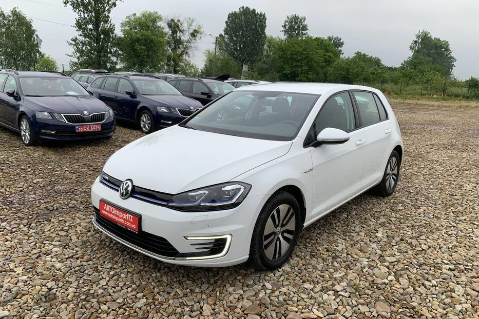 Продам Volkswagen e-Golf 35.8 kWh (136 к.с.) 2019 года в Львове