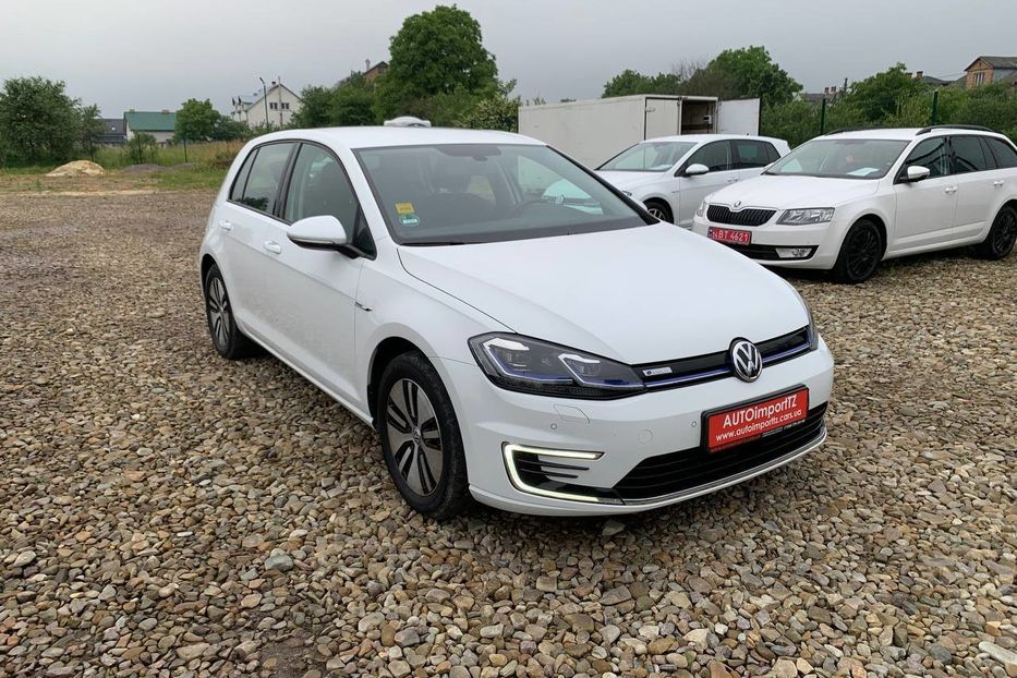 Продам Volkswagen e-Golf 35.8 kWh (136 к.с.) 2019 года в Львове