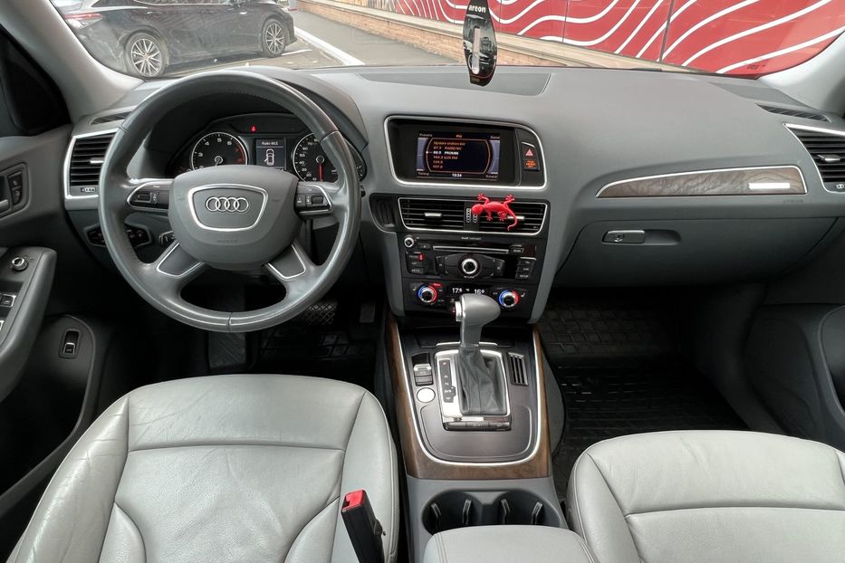 Продам Audi Q5 Quattro  2014 года в Одессе