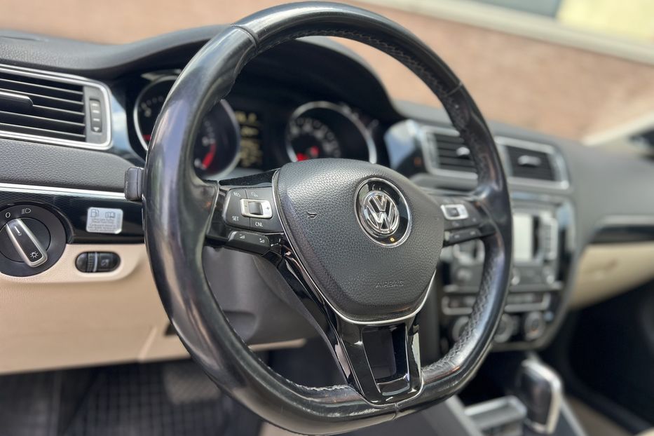 Продам Volkswagen Jetta Diesel 2015 года в Одессе