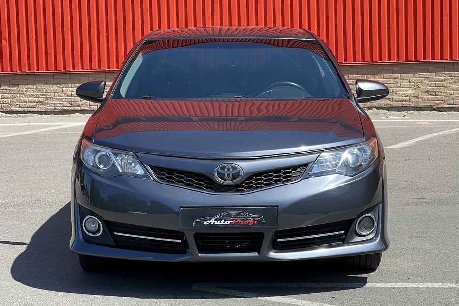 Продам Toyota Camry 2014 года в Одессе