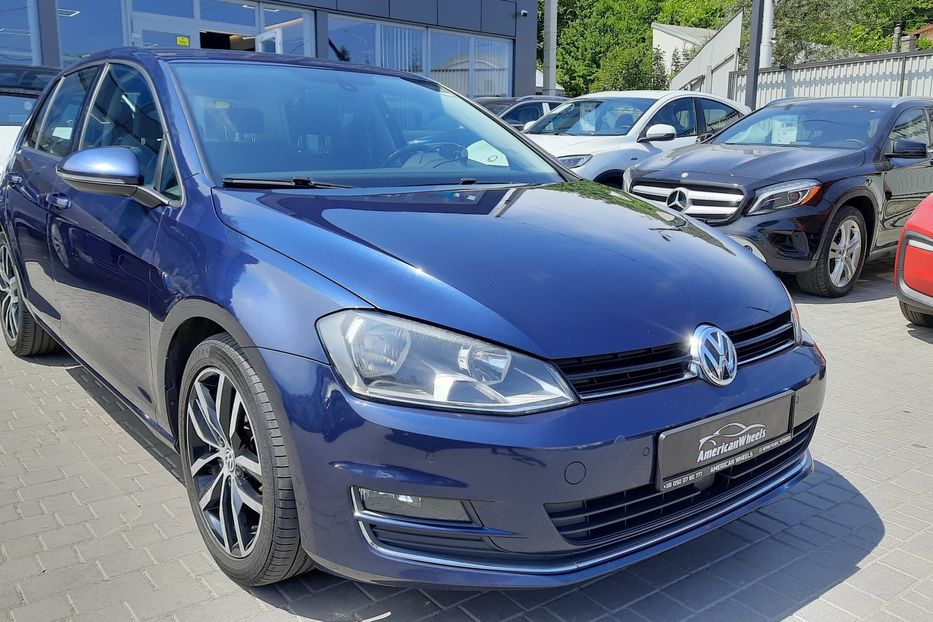 Продам Volkswagen Golf VII 2013 года в Черновцах