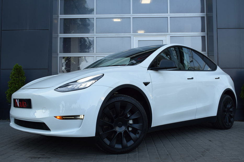 Продам Tesla Model Y 2021 года в Одессе