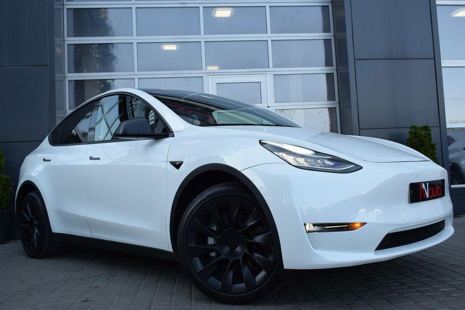Продам Tesla Model Y 2021 года в Одессе