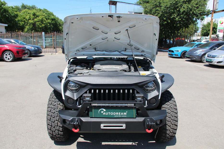 Продам Jeep Wrangler 2017 года в Одессе