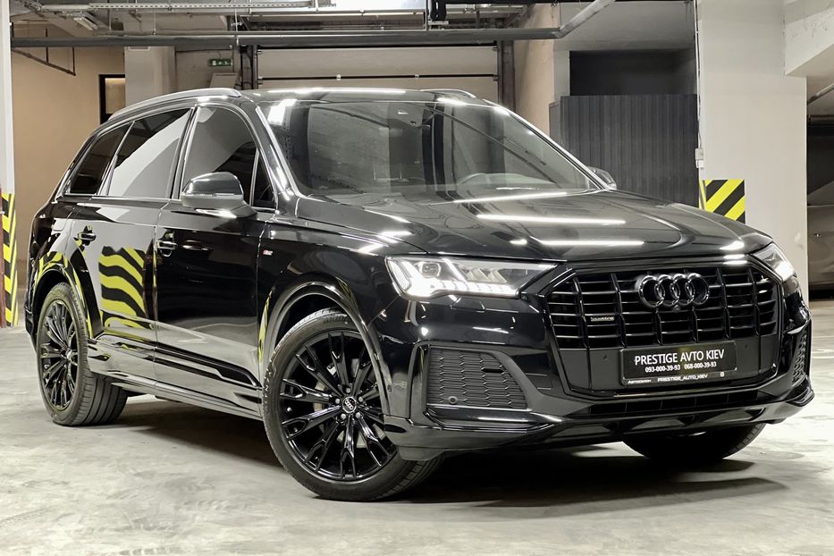 Продам Audi Q7 2021 года в Киеве