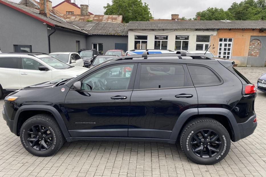 Продам Jeep Cherokee Trailhawk 2014 года в Черновцах