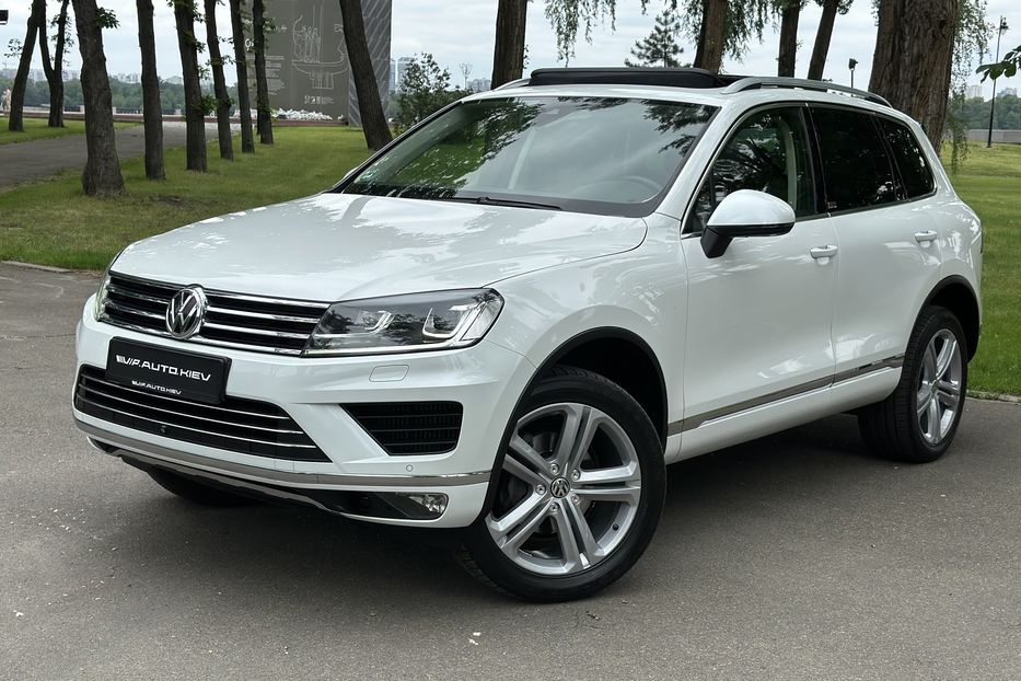 Продам Volkswagen Touareg EXECUTIVE  2018 года в Киеве