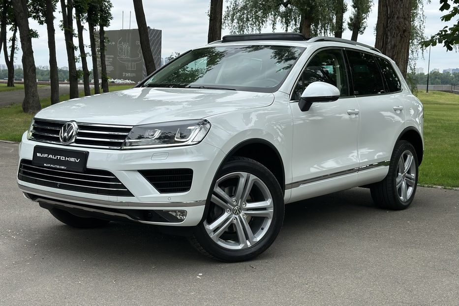 Продам Volkswagen Touareg EXECUTIVE  2018 года в Киеве