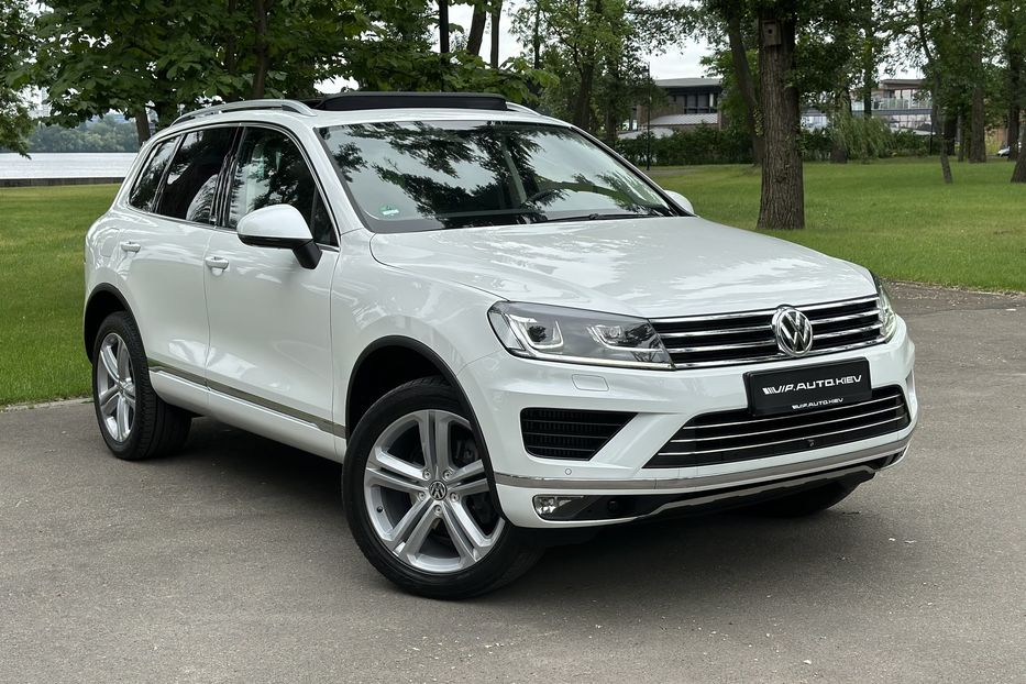 Продам Volkswagen Touareg EXECUTIVE  2018 года в Киеве