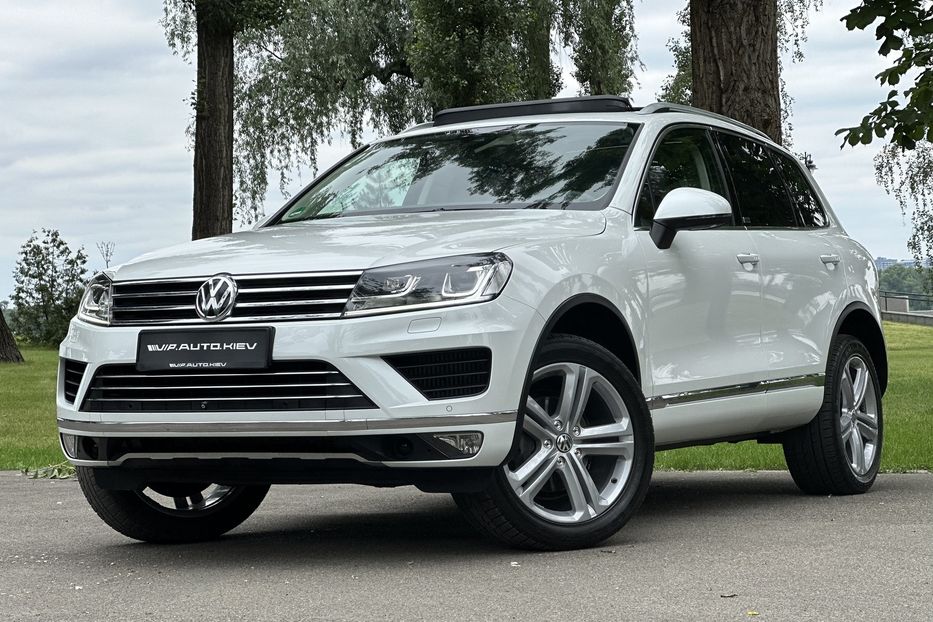 Продам Volkswagen Touareg EXECUTIVE  2018 года в Киеве