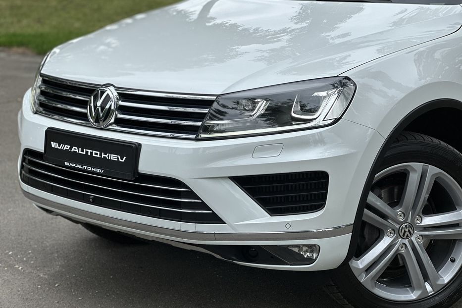 Продам Volkswagen Touareg EXECUTIVE  2018 года в Киеве