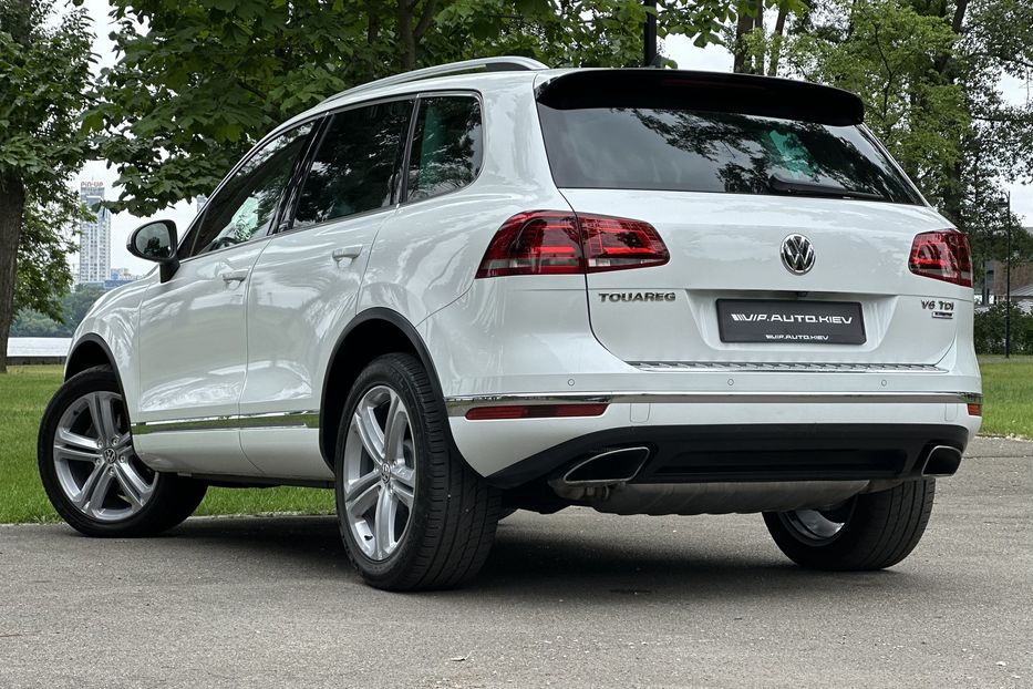 Продам Volkswagen Touareg EXECUTIVE  2018 года в Киеве