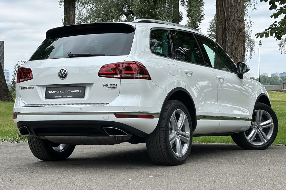 Продам Volkswagen Touareg EXECUTIVE  2018 года в Киеве