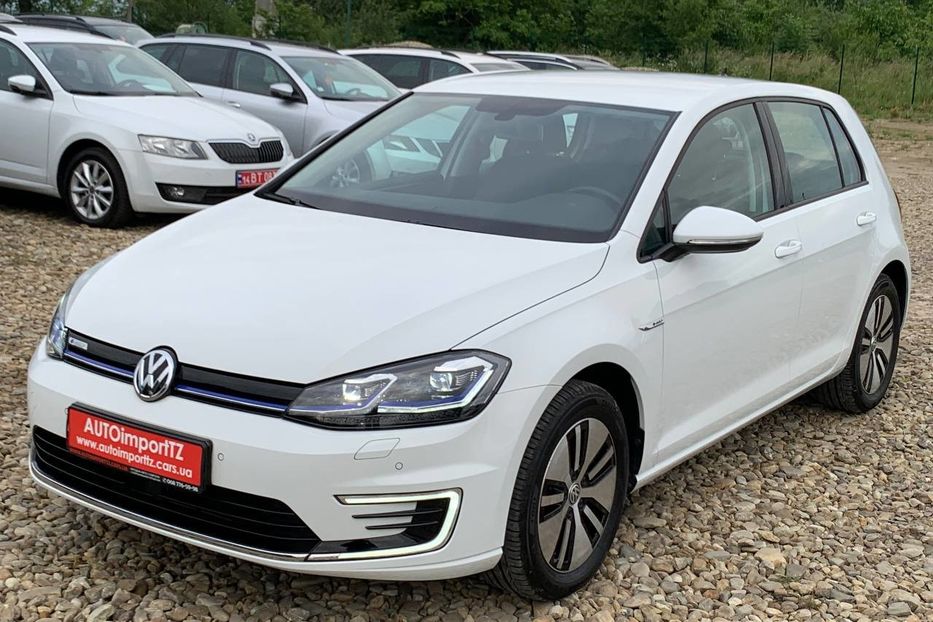 Продам Volkswagen e-Golf 35.8 kWh (136 к.с.) 2020 года в Львове