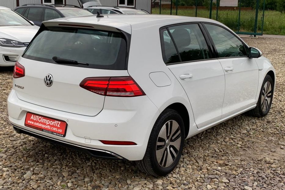 Продам Volkswagen e-Golf 35.8 kWh (136 к.с.) 2020 года в Львове