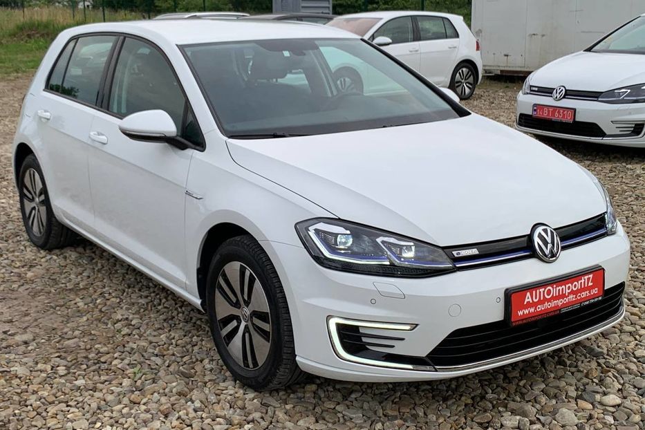 Продам Volkswagen e-Golf 35.8 kWh (136 к.с.) 2020 года в Львове