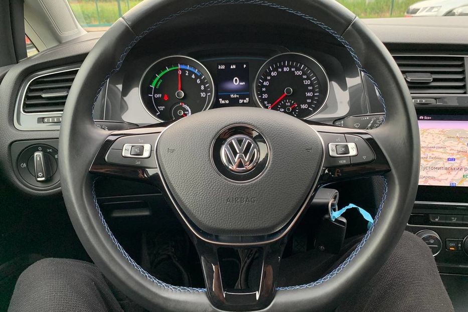 Продам Volkswagen e-Golf 35.8 kWh (136 к.с.) 2020 года в Львове