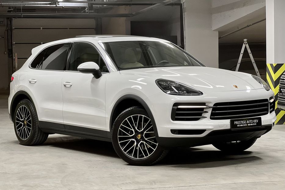 Продам Porsche Cayenne 2018 года в Киеве