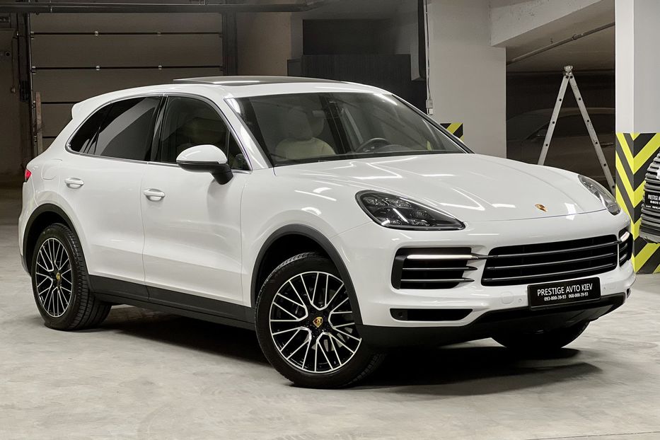 Продам Porsche Cayenne 2018 года в Киеве