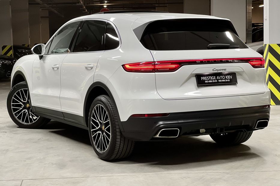 Продам Porsche Cayenne 2018 года в Киеве