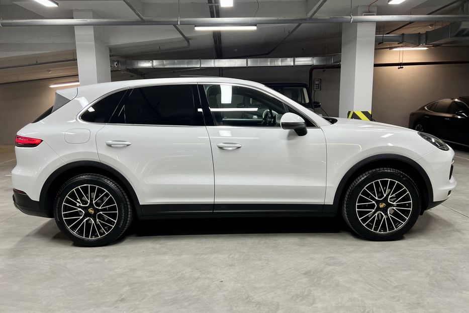 Продам Porsche Cayenne 2018 года в Киеве