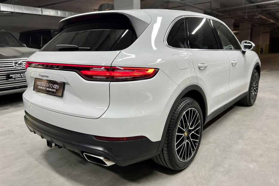 Продам Porsche Cayenne 2018 года в Киеве