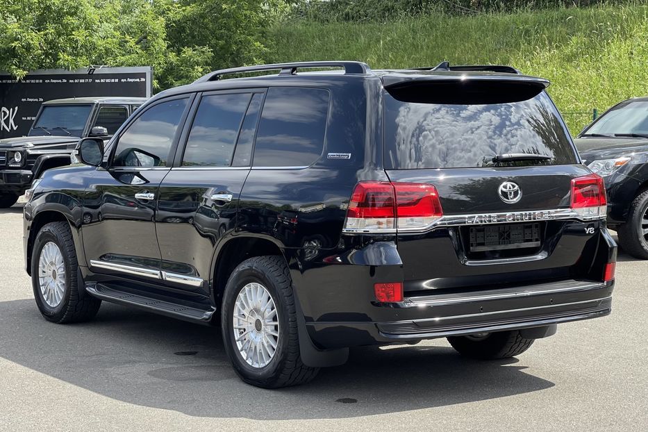 Продам Toyota Land Cruiser 200 Guard VR10 2019 года в Киеве